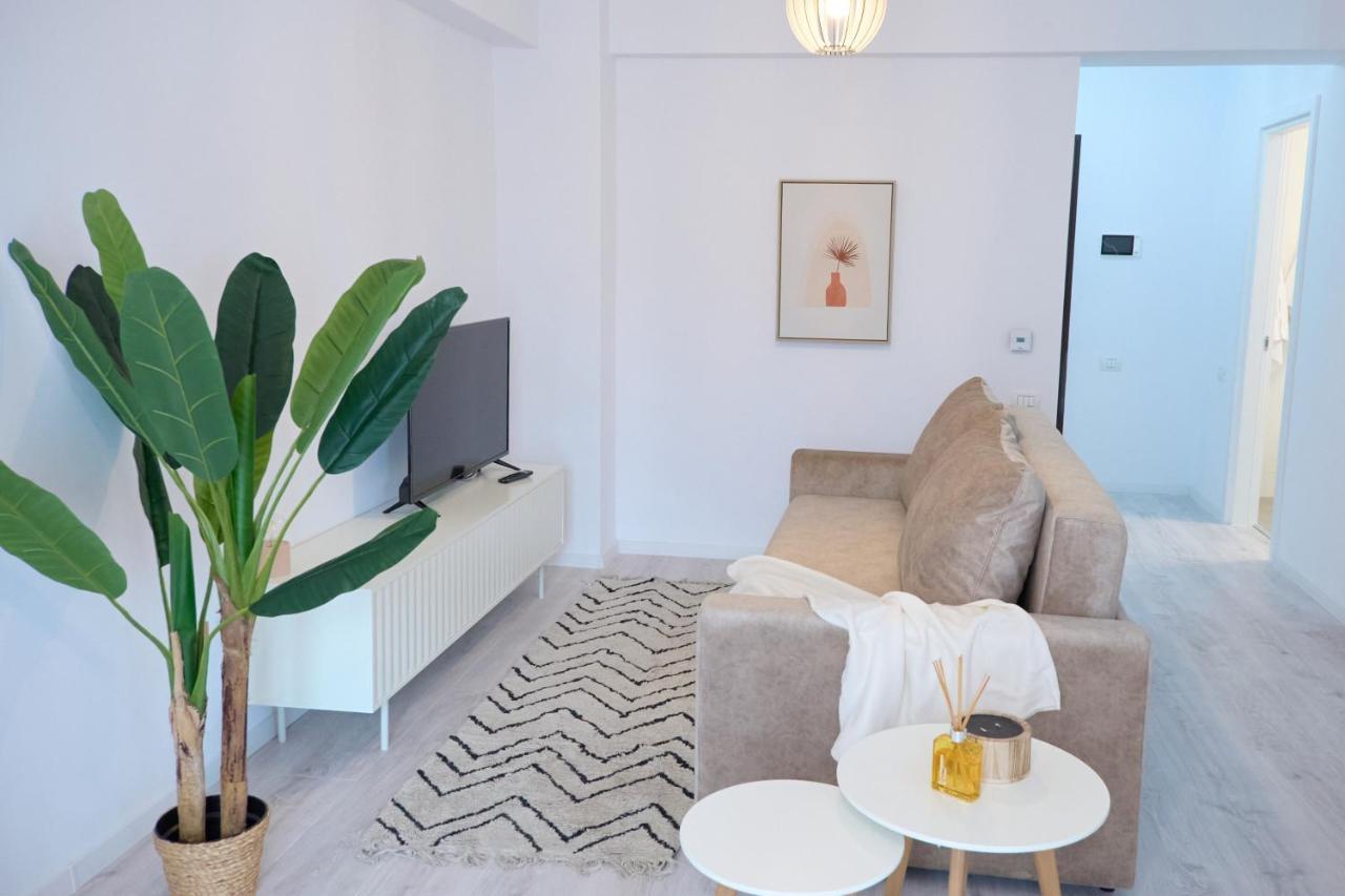 City Center Accomodation - 101 Resita Ngoại thất bức ảnh