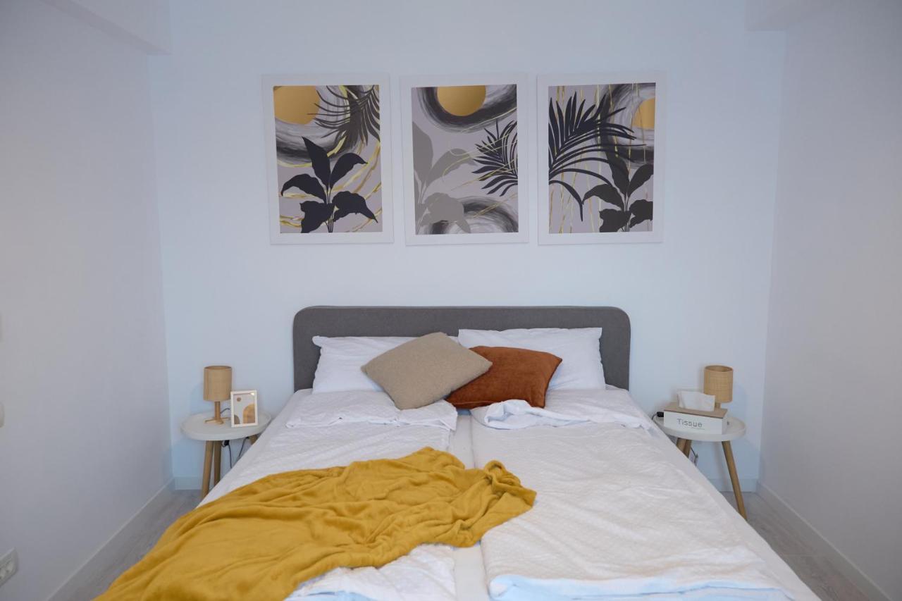 City Center Accomodation - 101 Resita Ngoại thất bức ảnh